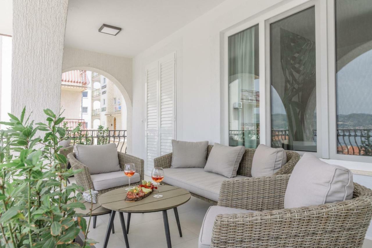Villa Gala Trogir Exterior photo