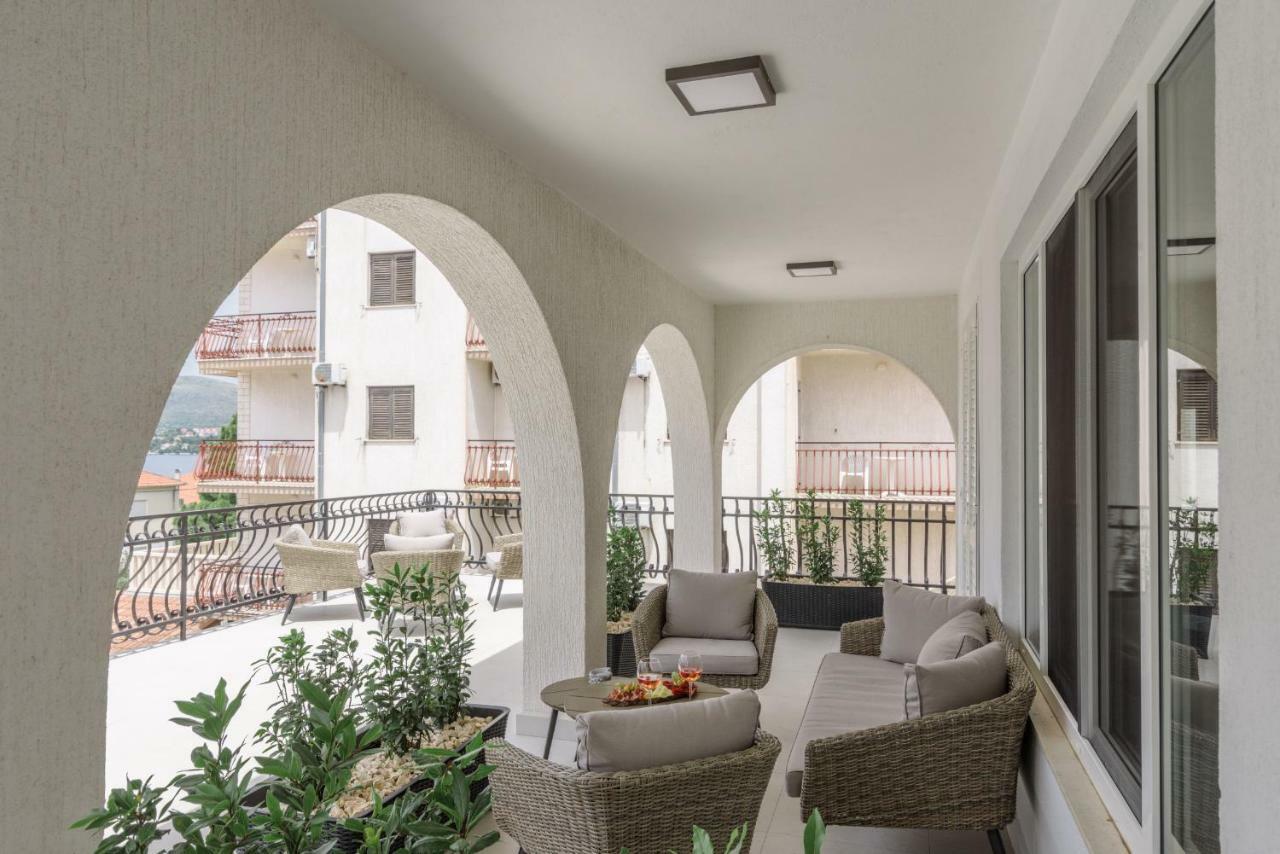 Villa Gala Trogir Exterior photo