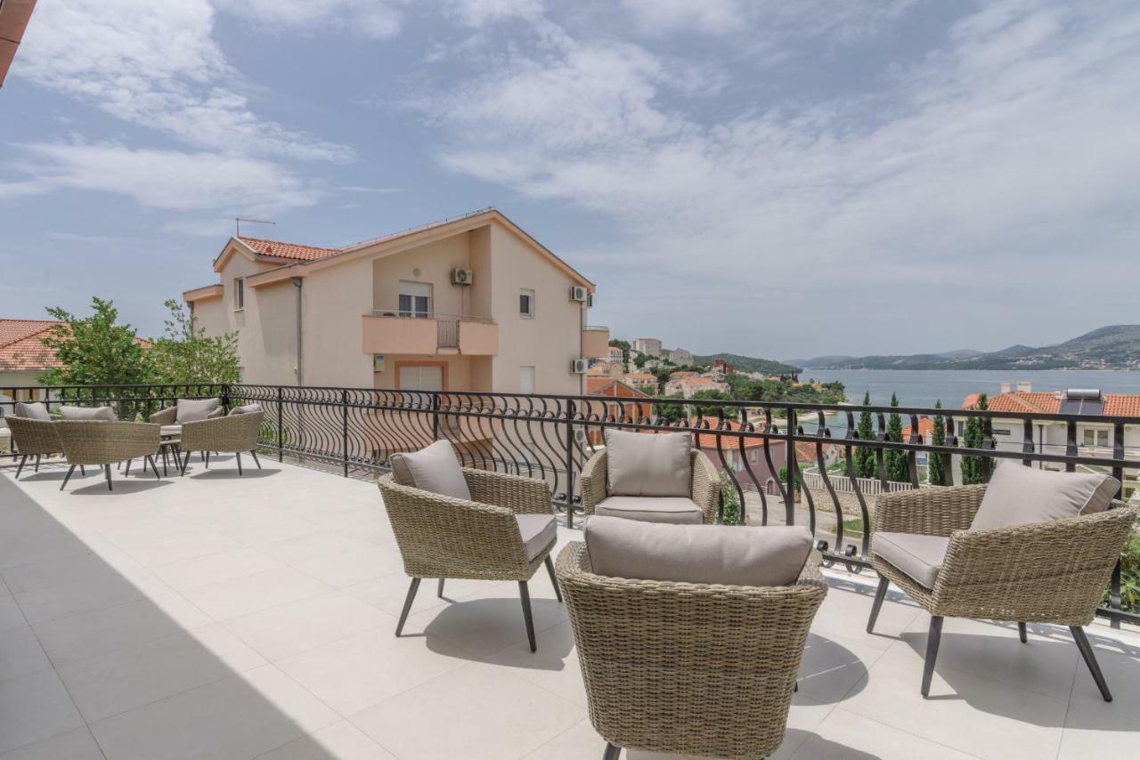 Villa Gala Trogir Exterior photo